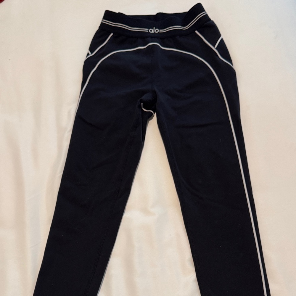 ALO Yoga airbrush high waste hear throb legging